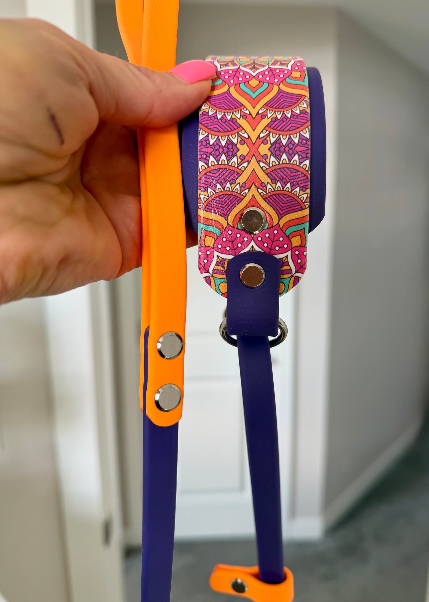 Martingale Leashes